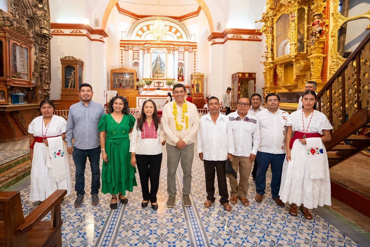 Gobierno de Oaxaca invierte 3.3 mdp en restauración de templo y avanza en bachillerato musical en San Melchor Betaza